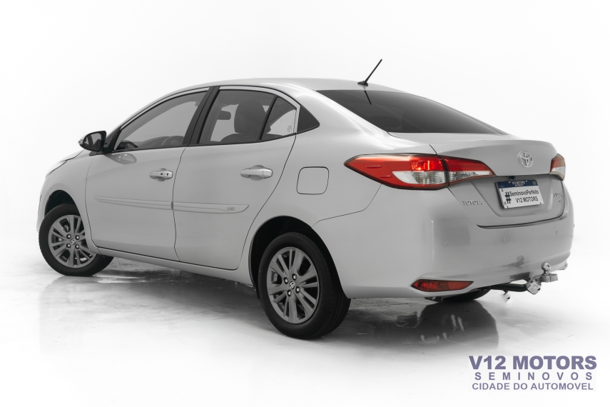 toyota yaris 1.5 16v flex sedan xl plus connect multidrive 4p automatico 20225