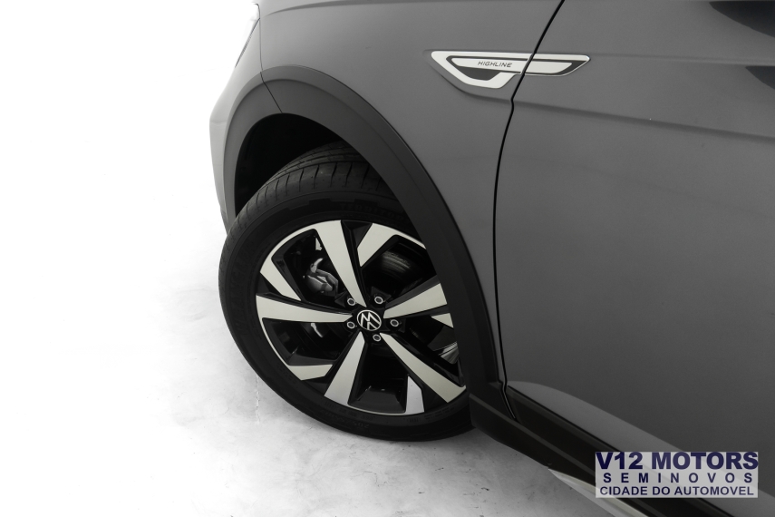 volkswagen nivus 1.0 200 tsi total flex highline automatico 4p 20248