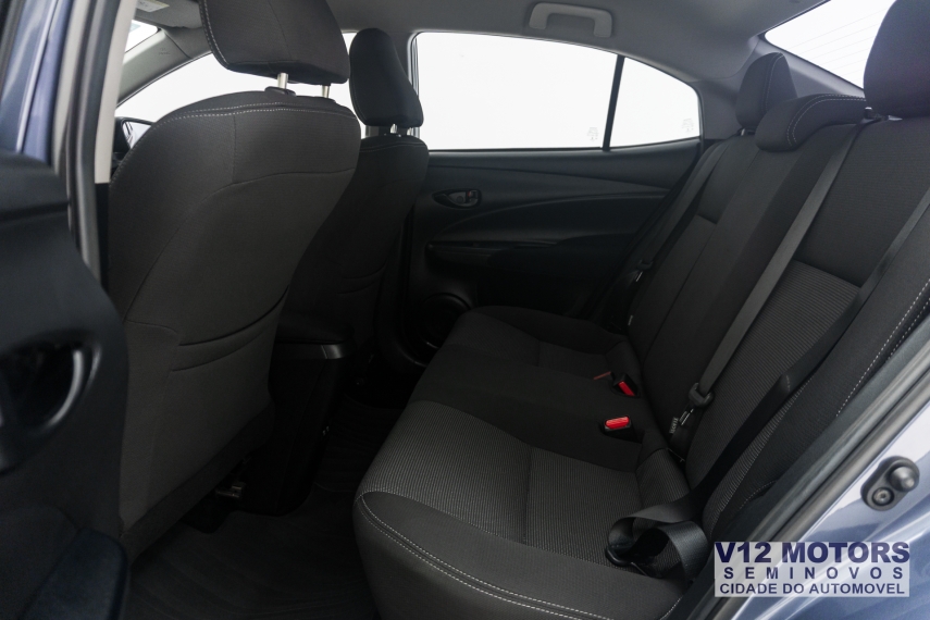 toyota yaris 1.5 16v flex sedan xl live multidrive 4p automatico 202310