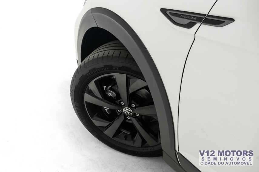 volkswagen nivus 1.0 200 tsi total flex highline automatico 4p 20238