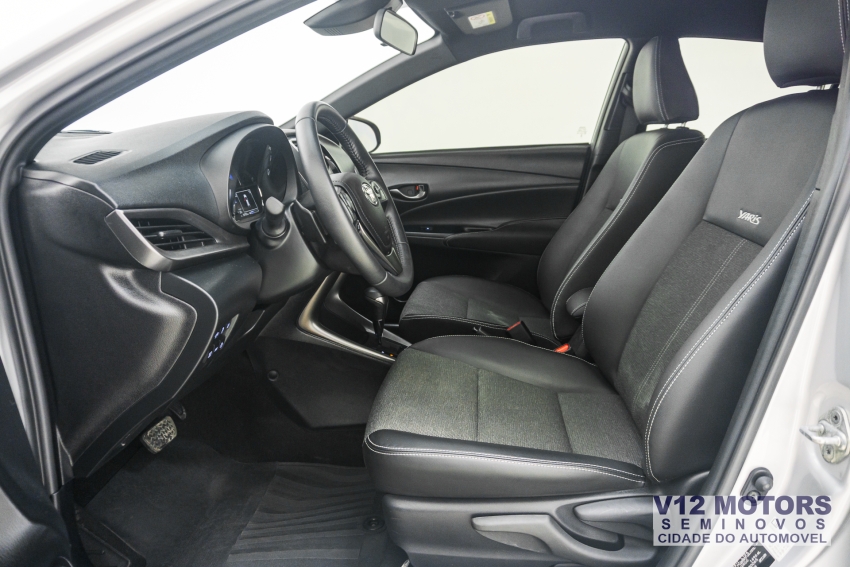 toyota yaris 1.5 16v flex xs multidrive 4p automatico 202512