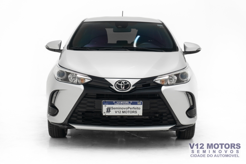 toyota yaris 1.5 16v flex xs multidrive 4p automatico 20252