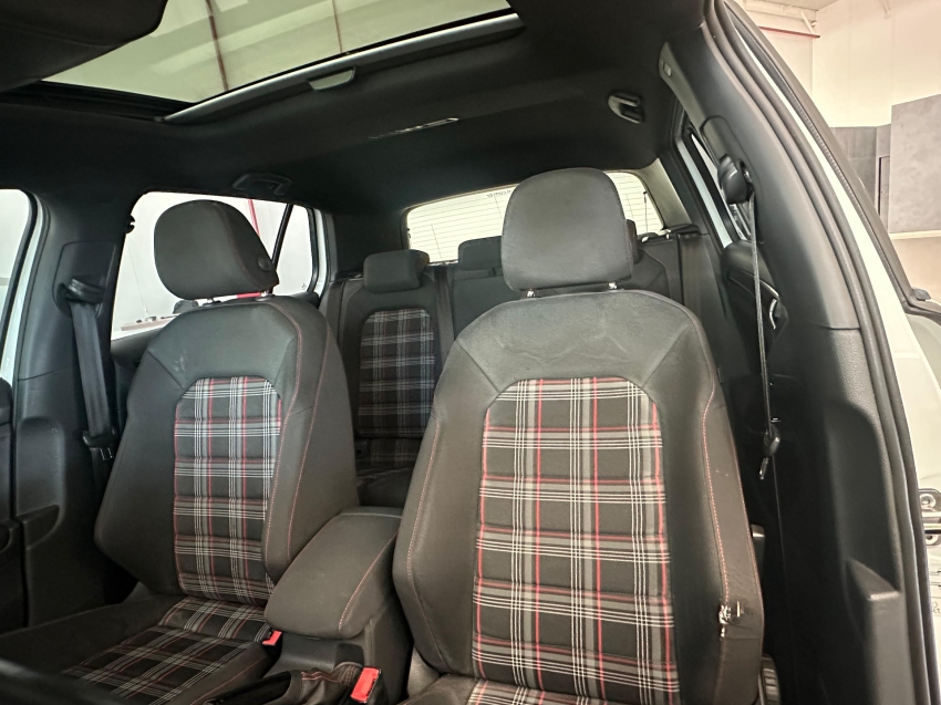 volkswagen golf 2.0 tsi gti 16v turbo gasolina 4p automatico.