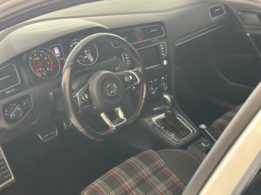 volkswagen golf 2.0 tsi gti 16v turbo gasolina 4p automatico.