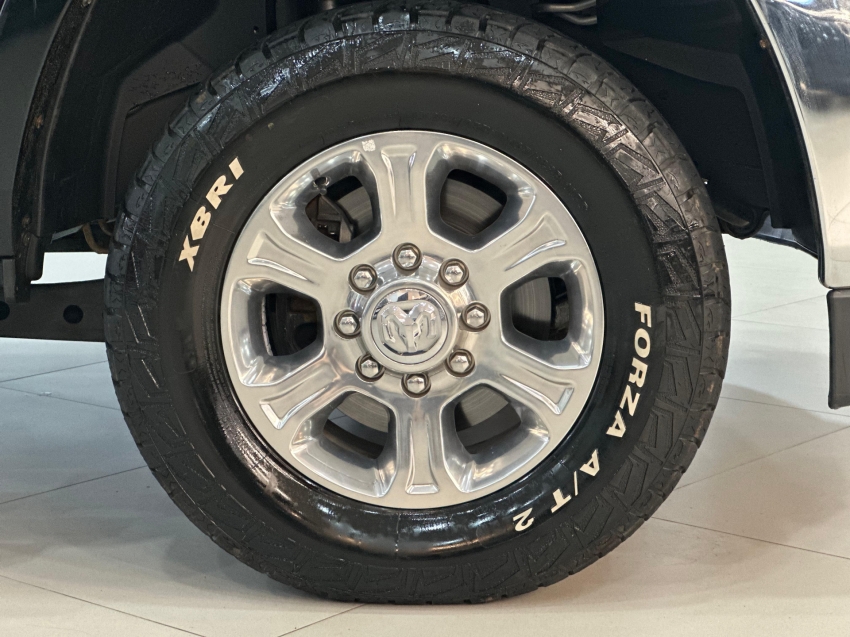ram 2500 6.7 i6 turbo diesel laramie cd 4x4 automatico.