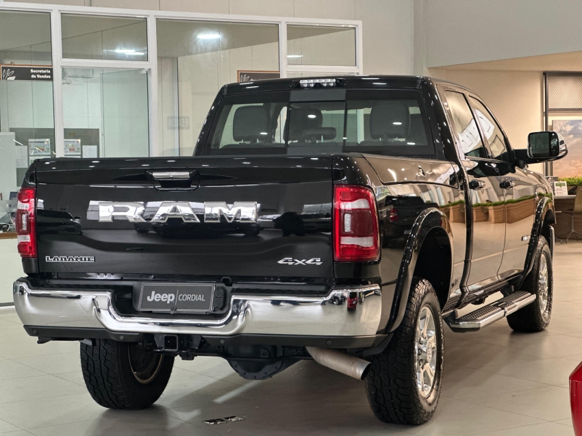 ram 2500 6.7 i6 turbo diesel laramie cd 4x4 automatico.