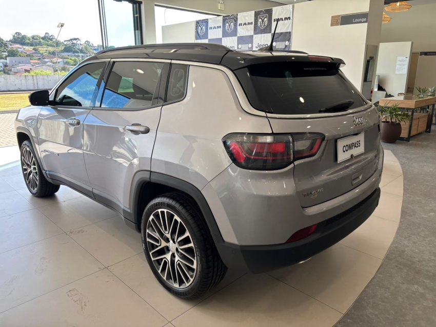 jeep compass 2.0 td350 turbo diesel limited at9 4p automatico 2023