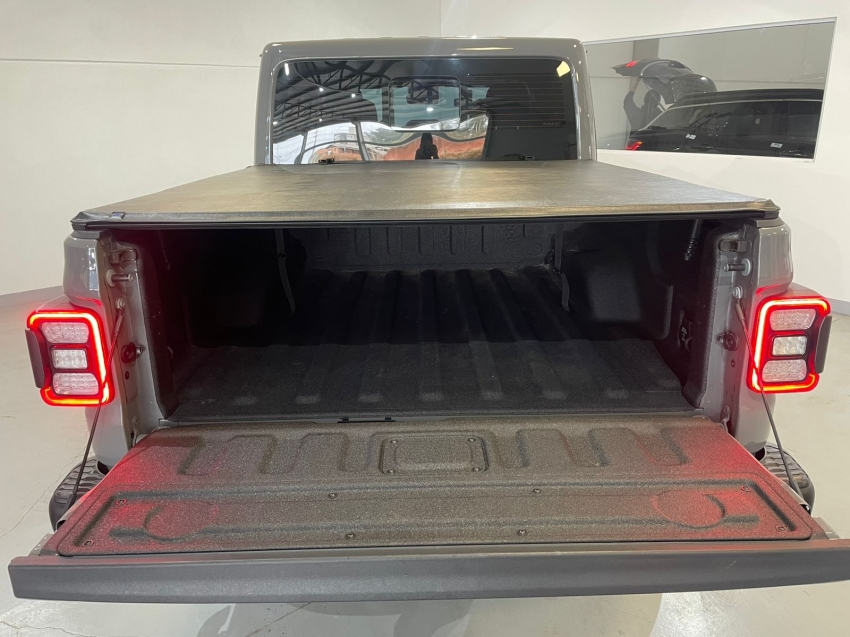 jeep gladiator 3.6 v6 gasolina rubicon 4p 4x4 at8 3.5 automatico 2023