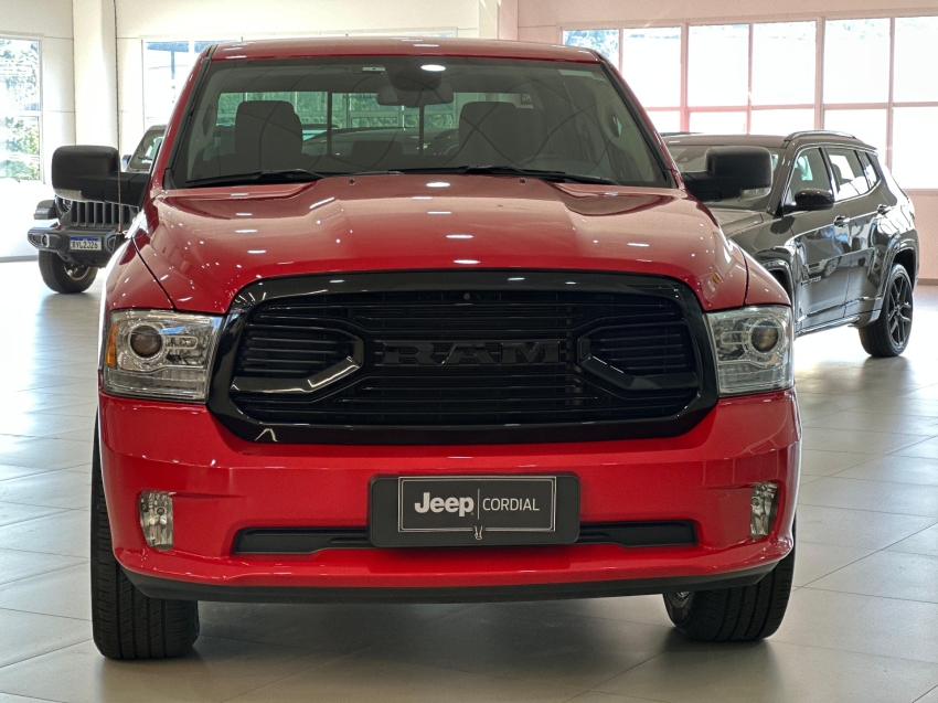 ram classic 5.7 v8 gasolina laramie night edition cd 4x4 automatico 4p 2023