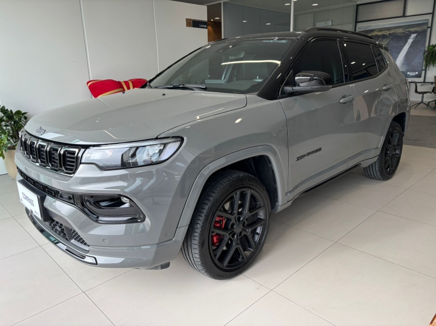 jeep compass 2.0 hurricane 4 turbo gasolina blackhawk at9 4p automatico 2025