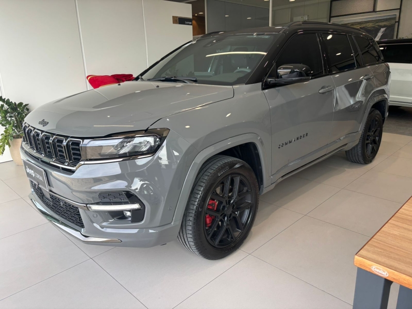 jeep commander 2.0 hurricane 4 turbo gasolina blackhawk at9 4p automatico 2025