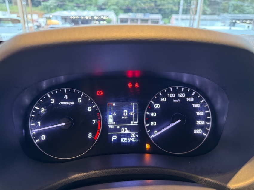 hyundai creta 1.6 16v flex action automatico.