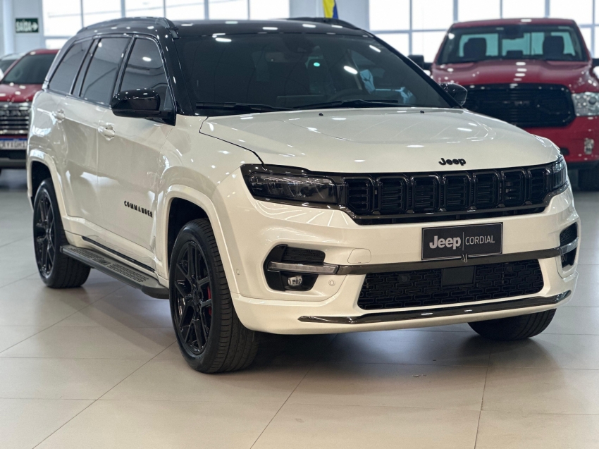 jeep commander 2.0 hurricane 4 turbo gasolina blackhawk at9 4p automatico 2025