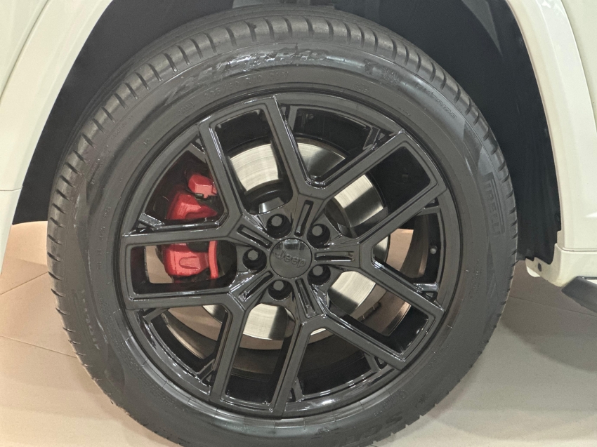 jeep commander 2.0 hurricane 4 turbo gasolina blackhawk at9 4p automatico 2025
