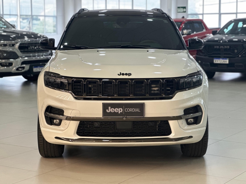 jeep commander 2.0 hurricane 4 turbo gasolina blackhawk at9 4p automatico 2025