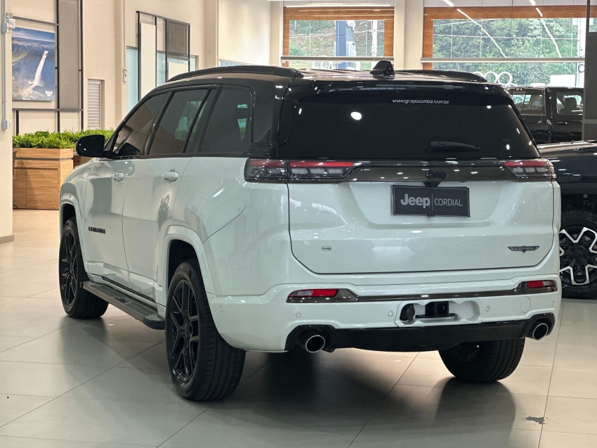 jeep commander 2.0 hurricane 4 turbo gasolina blackhawk at9 4p automatico 2025