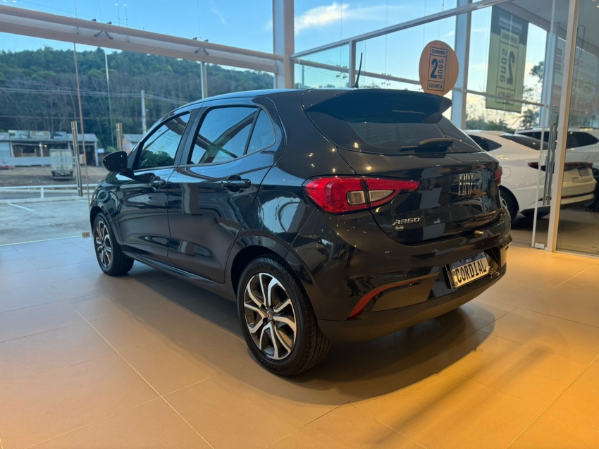 fiat argo 1.3 firefly flex drive manual diesel 4p 2018