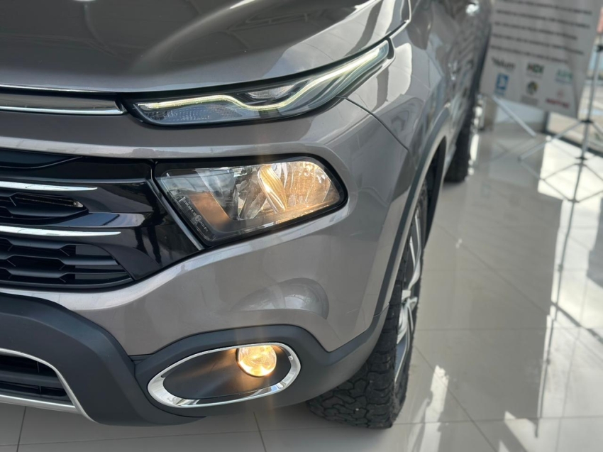 fiat toro 2.0 16v turbo diesel volcano 4wd at9 4p automatico 2020