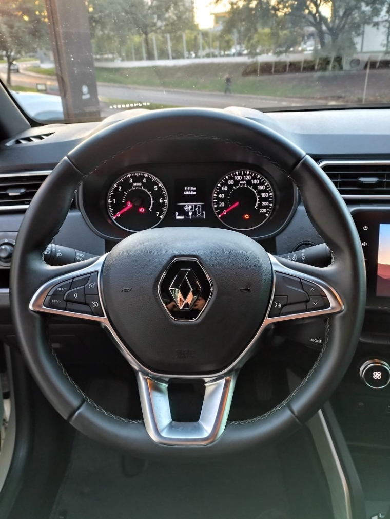 renault duster 1.3 tce flex iconic x-tronic 4p automatico 2023