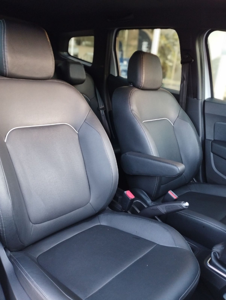 renault duster 1.3 tce flex iconic x-tronic 4p automatico 2023