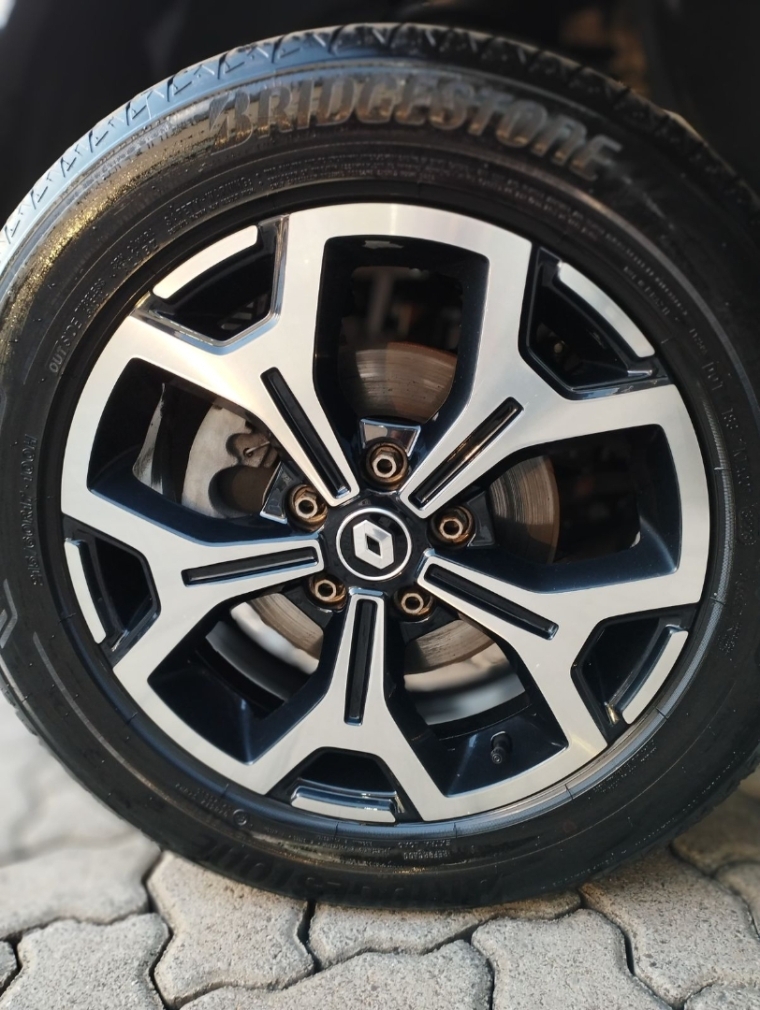 renault duster 1.3 tce flex iconic x-tronic 4p automatico 2023