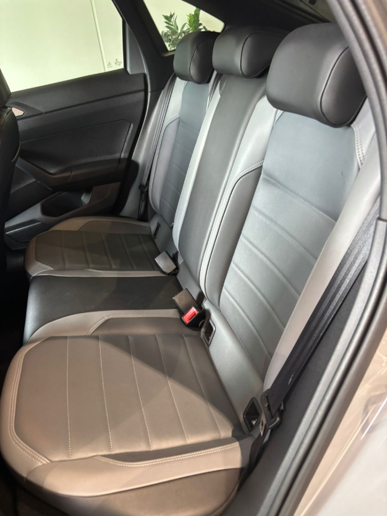 volkswagen nivus 1.0 200 tsi total flex highline automatico 4p 2023
