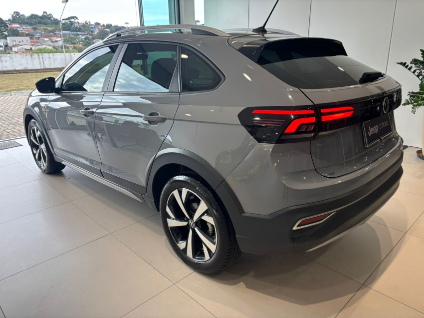 volkswagen nivus 1.0 200 tsi total flex highline automatico 4p 2023