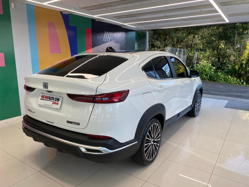 fiat fastback 1.3 turbo 270 flex limited edition at6 5p automatico 2024
