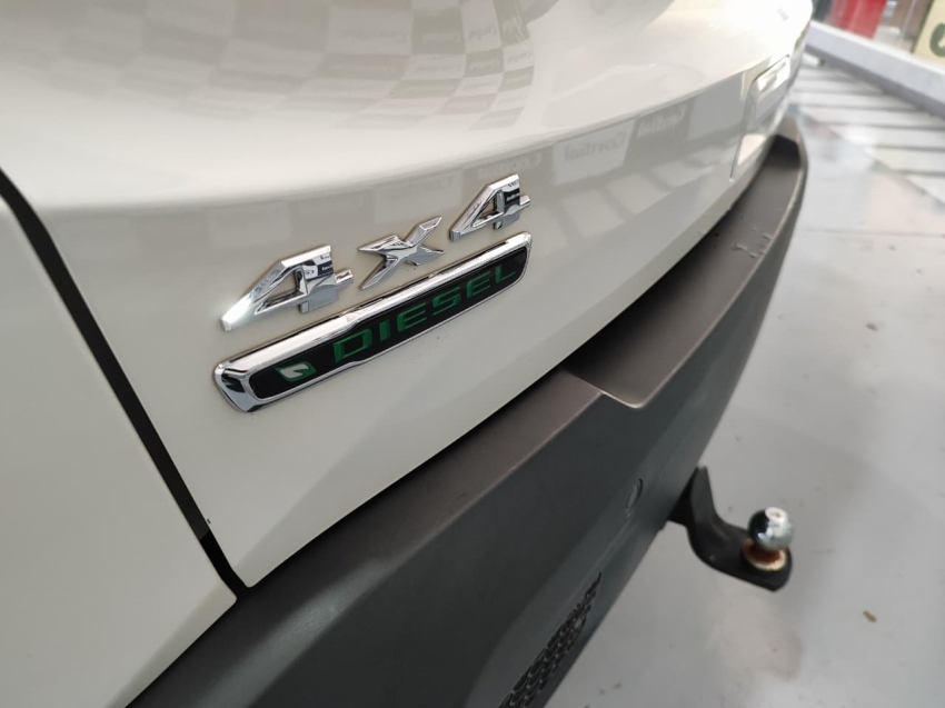 jeep renegade 2.0 16v turbo diesel longitude 4p 4x4 automatico 202013