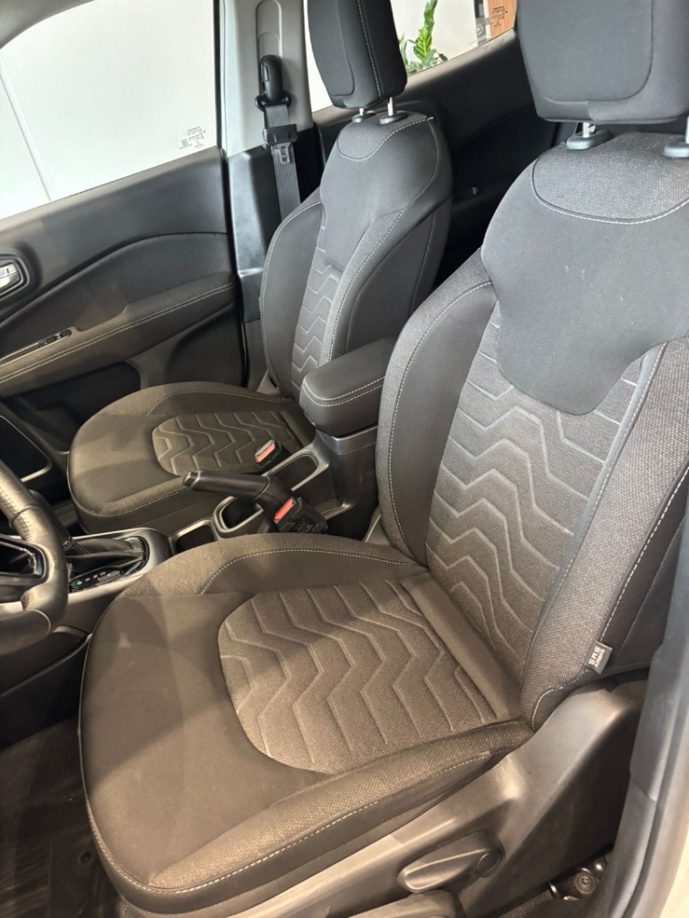 fiat toro 1.3 turbo 270 flex freedom at6 4p manual 2022