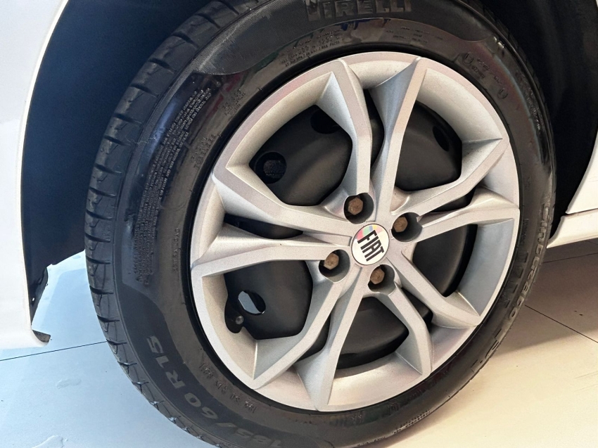 fiat cronos 1.3 firefly flex drive manual 5p 2023