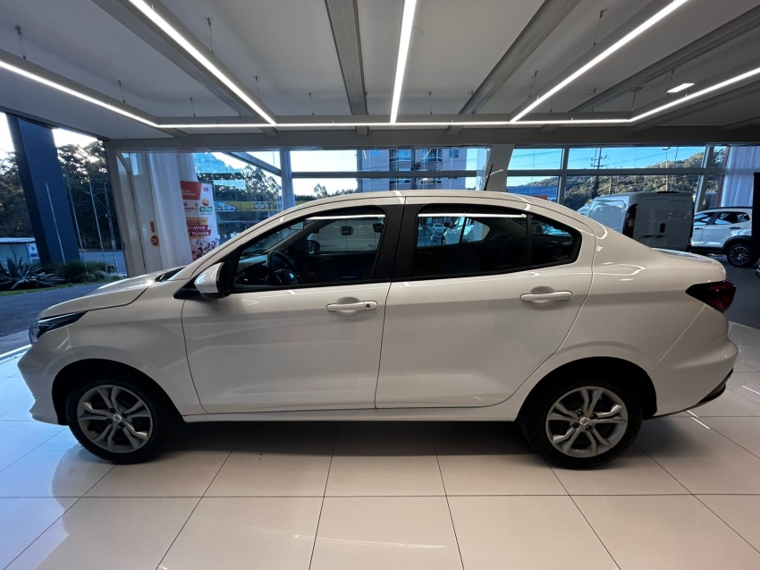 fiat cronos 1.3 firefly flex drive manual 5p 2023
