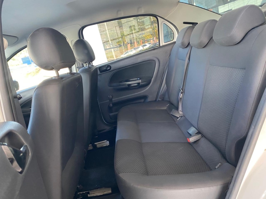 volkswagen voyage 1.6 msi totalflex 4p manual flex 2022