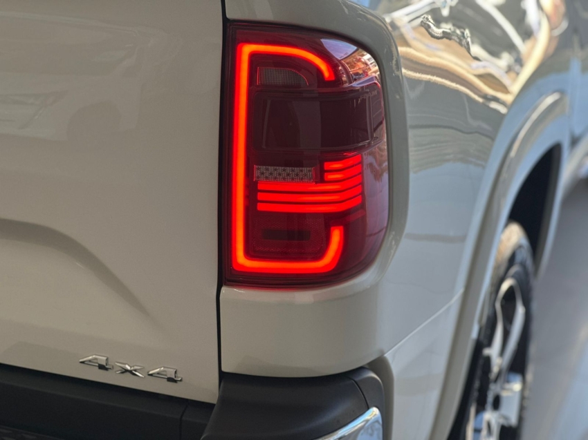 ram rampage 2.0 turbo diesel laramie 4x4 automatico 4p 2024
