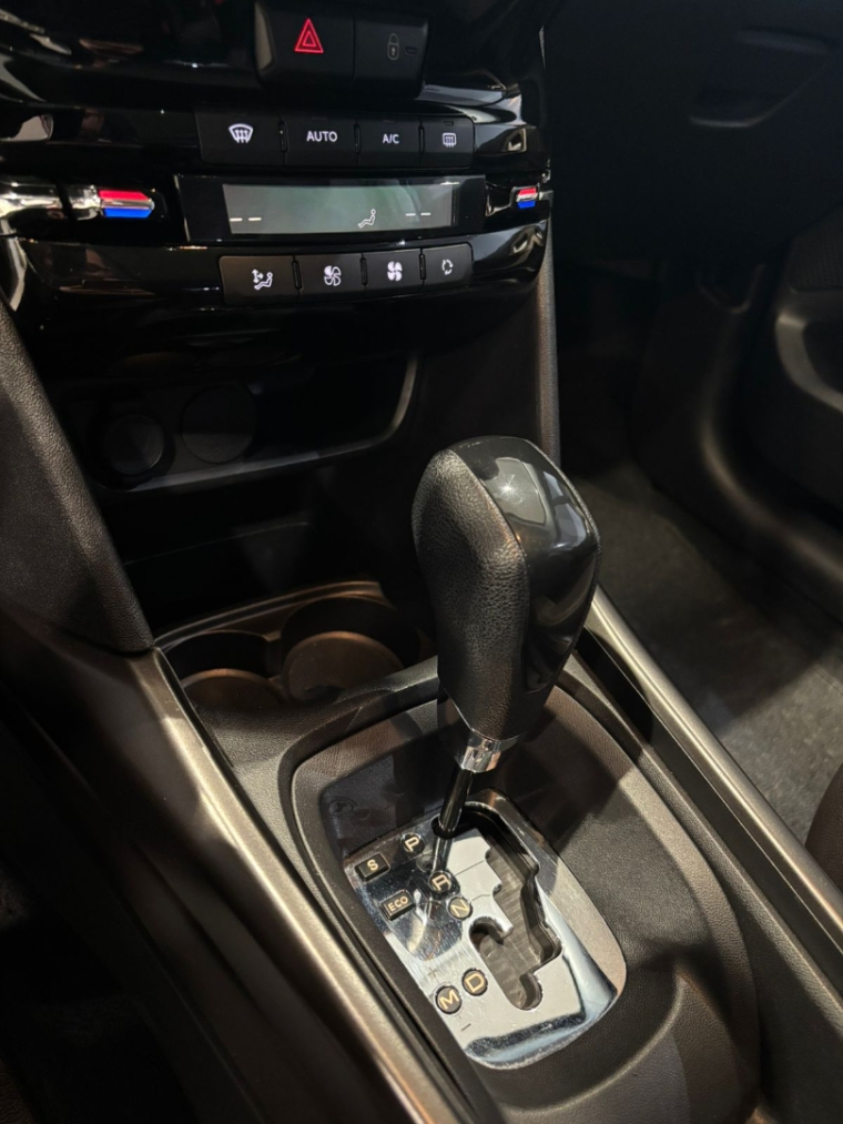peugeot 2008 1.6 16v flex griffe 4p automatico 2020