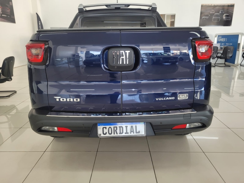 fiat toro 2.0 16v turbo diesel volcano 4wd at9 4p automatico 2024