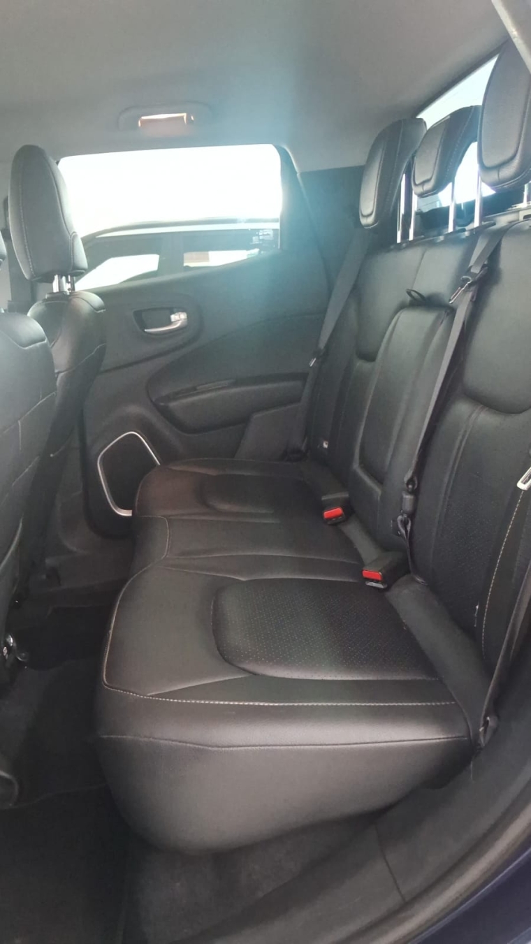 fiat toro 2.0 16v turbo diesel volcano 4wd at9 4p automatico 2024
