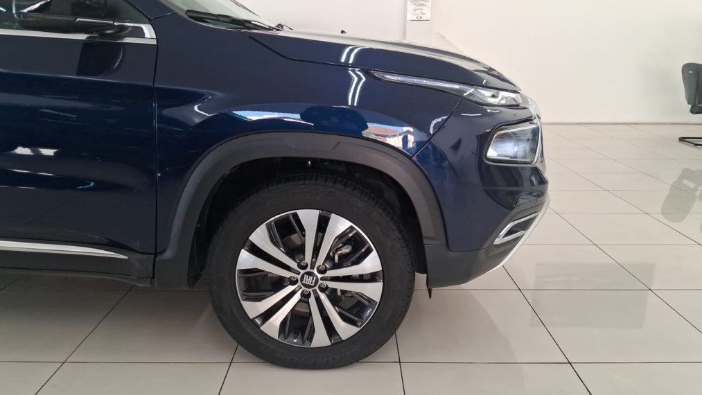 fiat toro 2.0 16v turbo diesel volcano 4wd at9 4p automatico 2024