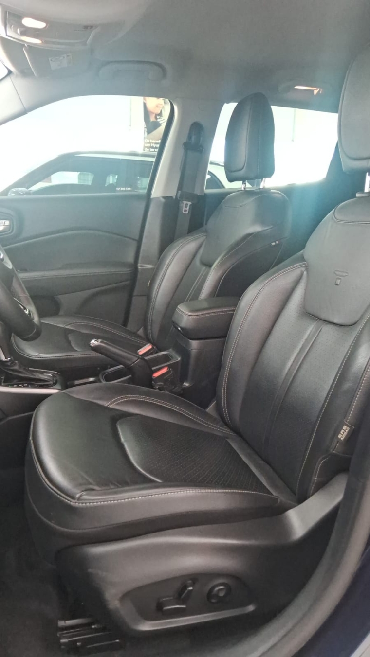fiat toro 2.0 16v turbo diesel volcano 4wd at9 4p automatico 2024