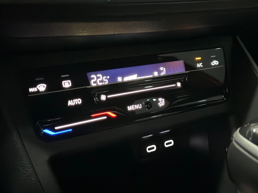 volkswagen nivus 1.0 200 tsi total flex highline automatico 4p 2025