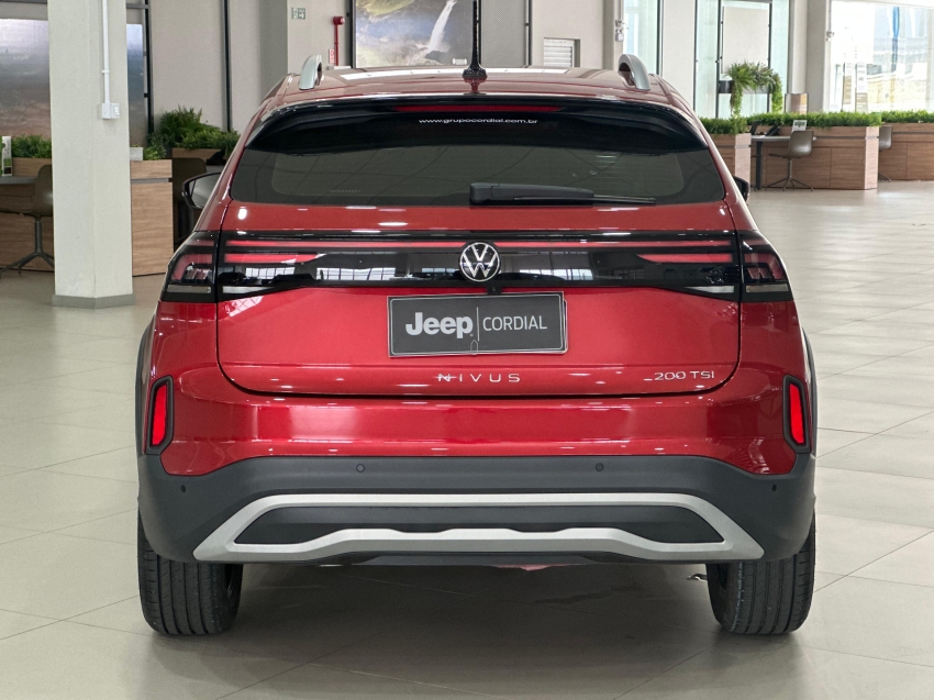 volkswagen nivus 1.0 200 tsi total flex highline automatico 4p 2025
