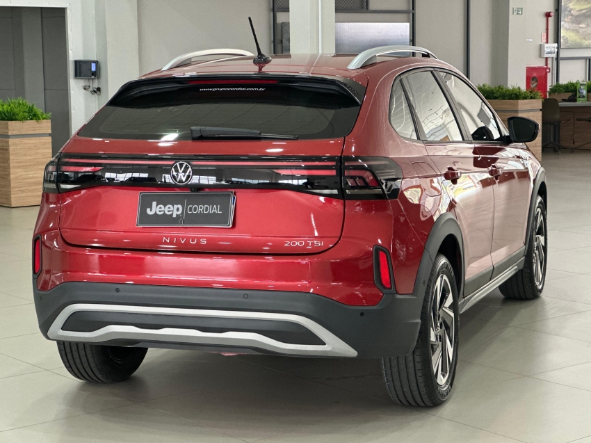 volkswagen nivus 1.0 200 tsi total flex highline automatico 4p 2025
