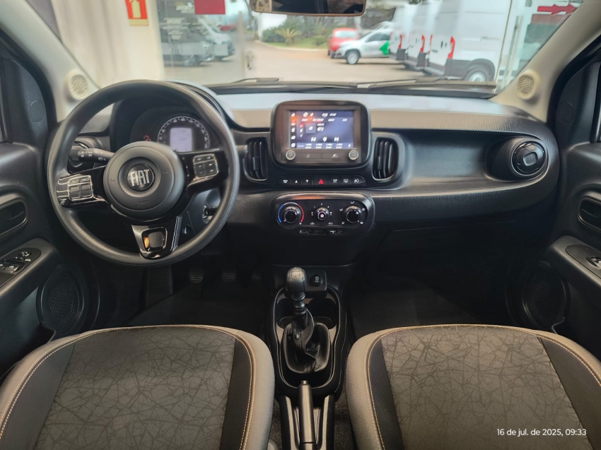 fiat mobi 1.0 evo flex trekking manual 5p 2023