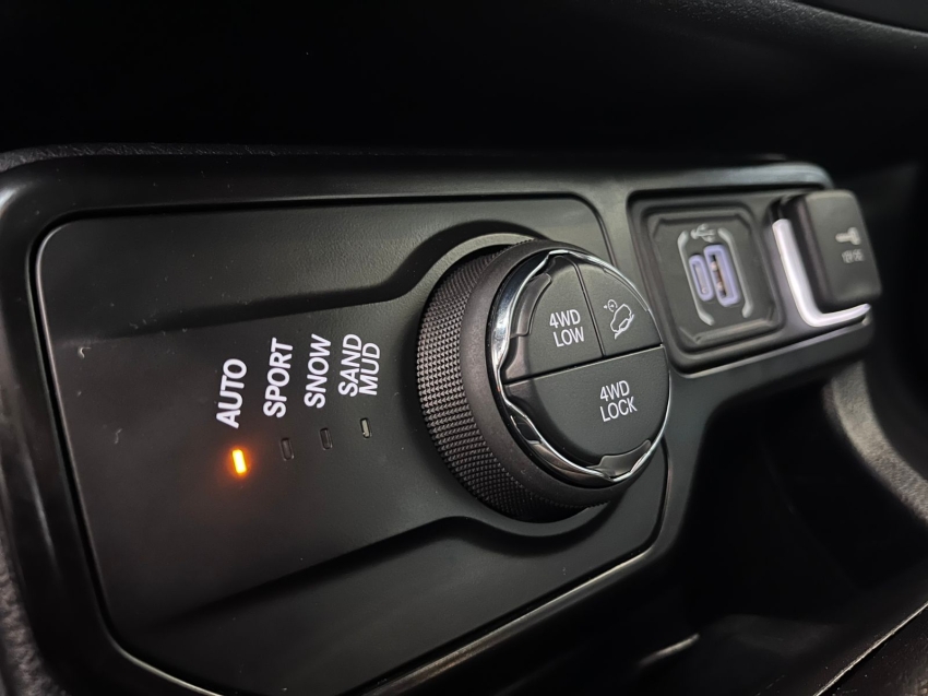 jeep renegade 1.3 t270 turbo flex s 4x4 at9 4p automatico 2022