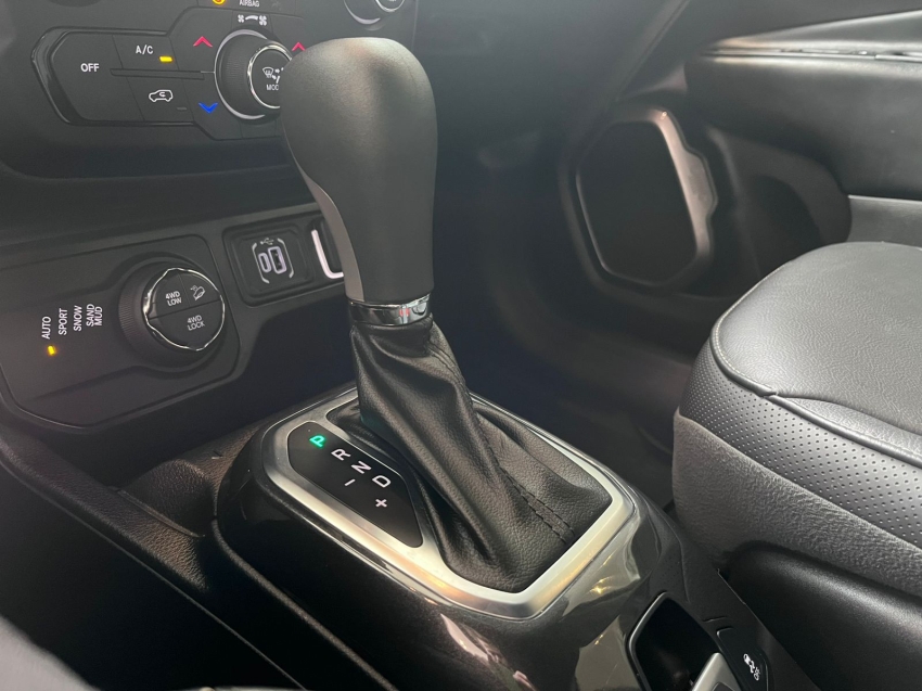 jeep renegade 1.3 t270 turbo flex s 4x4 at9 4p automatico 2022