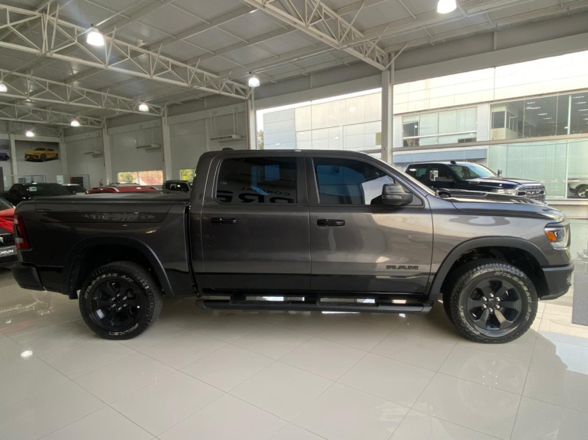 ram 1500 5.7 v8 gasolina rebel cd 4x4 automatico 4p 2023