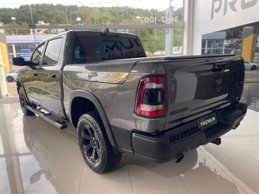 ram 1500 5.7 v8 gasolina rebel cd 4x4 automatico 4p 2023