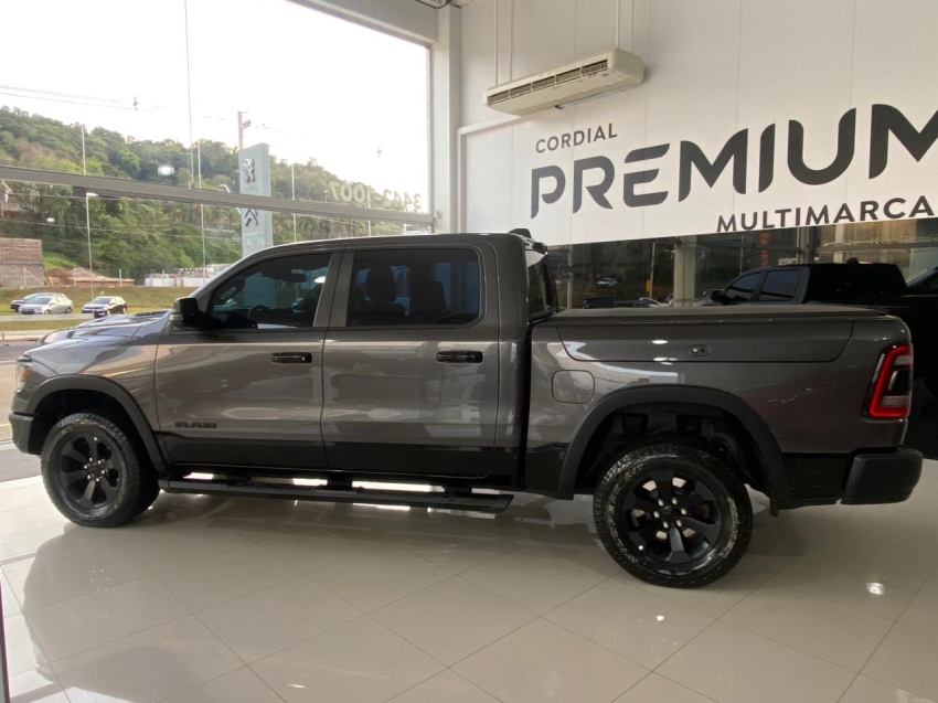ram 1500 5.7 v8 gasolina rebel cd 4x4 automatico 4p 2023