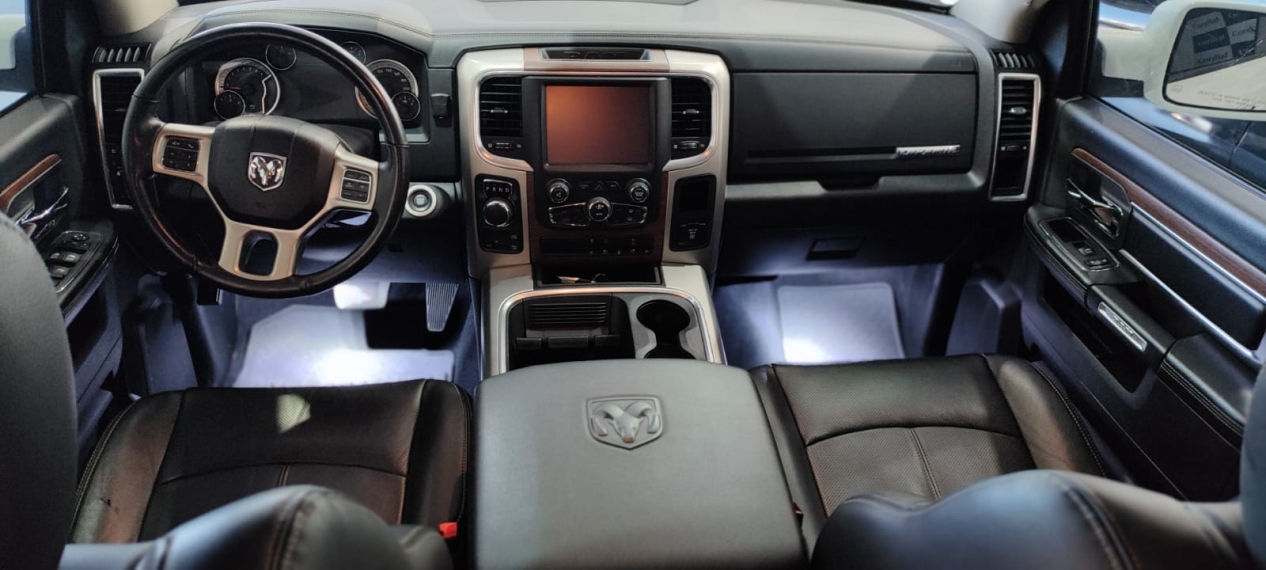ram classic 5.7 v8 gasolina laramie night edition cd 4x4 automatico flex 4p 2022