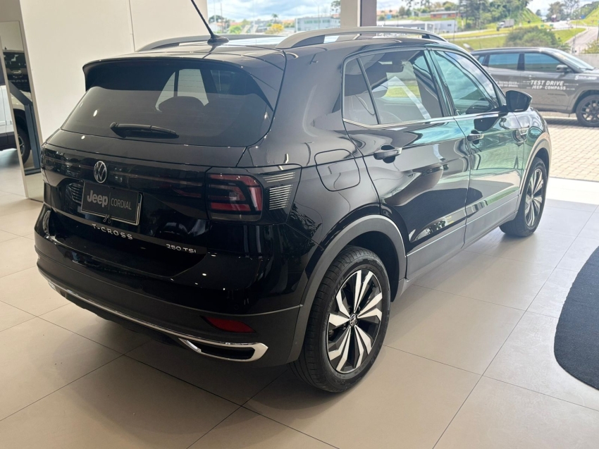 volkswagen t-cross 1.4 250 tsi total flex highline automatico 4p 2023
